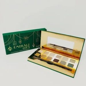 Cargo Eyeshadow Palette - Emerald City
